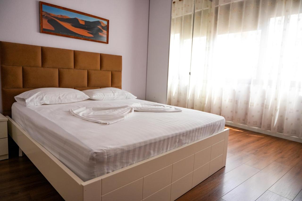 Cozy Apartment In The Heart Of Tirana ! المظهر الخارجي الصورة